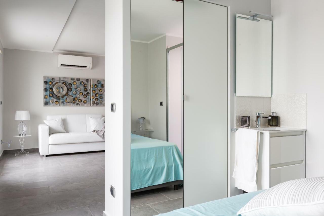 Penthouse 41 In Trastevere With Big Terrace Roma Exterior foto