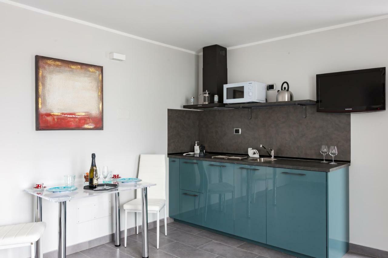 Penthouse 41 In Trastevere With Big Terrace Roma Exterior foto